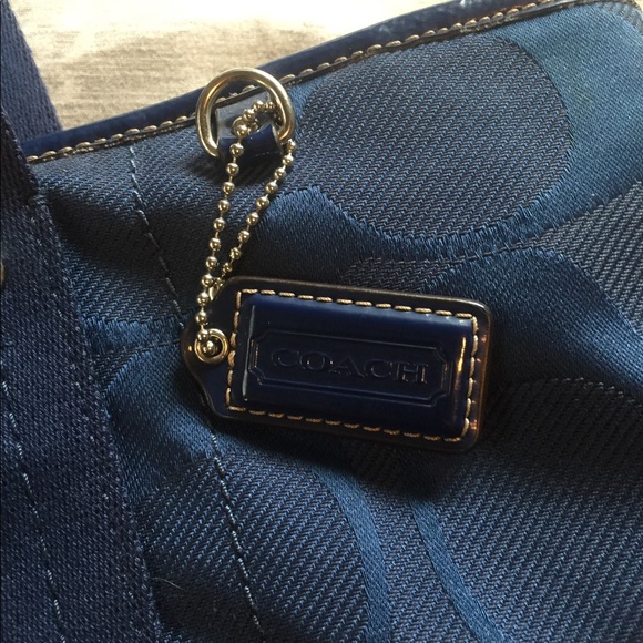 Blue coach handbag and wallet - Picture 3 of 13